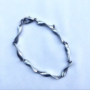 SILVER BRACELET Twisted Wave Links NEW